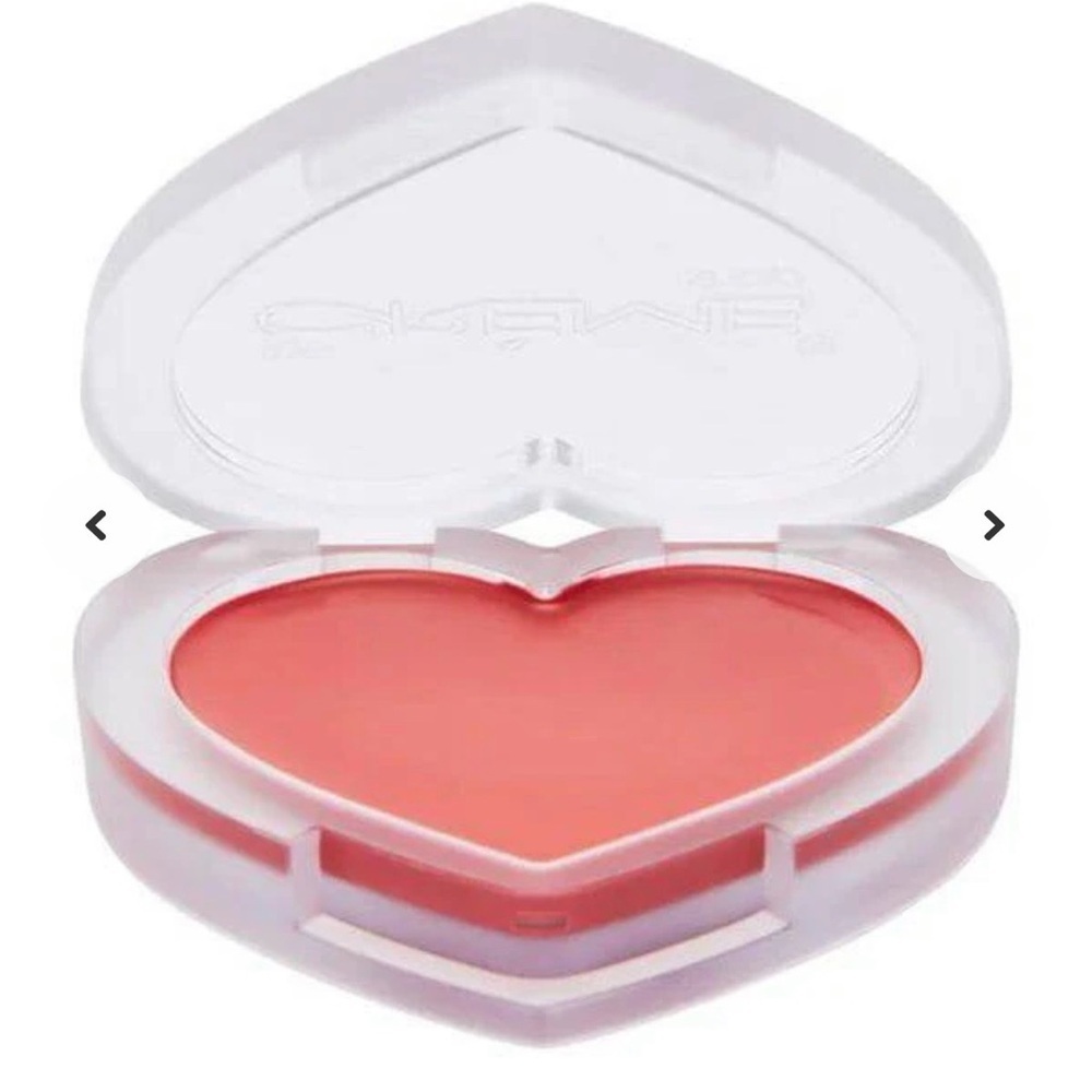 the CRÈME SHOP Crème Blush Bomb (QTY 6) - Lovestruck - 6 BRAND NEW UNITS